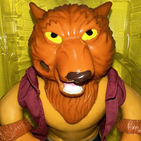 MANLEY TOY QUEST STRETCH SCREAMERS ELECTRONIC 14" WOLFMAN WITH BOX - Picture 3 of 16